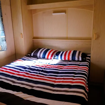 Dutch House In Azy Near Jamno Prázdninový dům Łazy