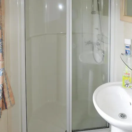 Dutch House In Azy Near Jamno Łazy